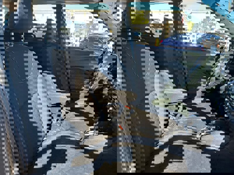 Used 2020 Nissan Kicks S image 22