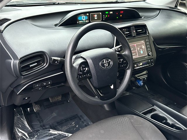 Certified 2022 Toyota Prius LE image 18