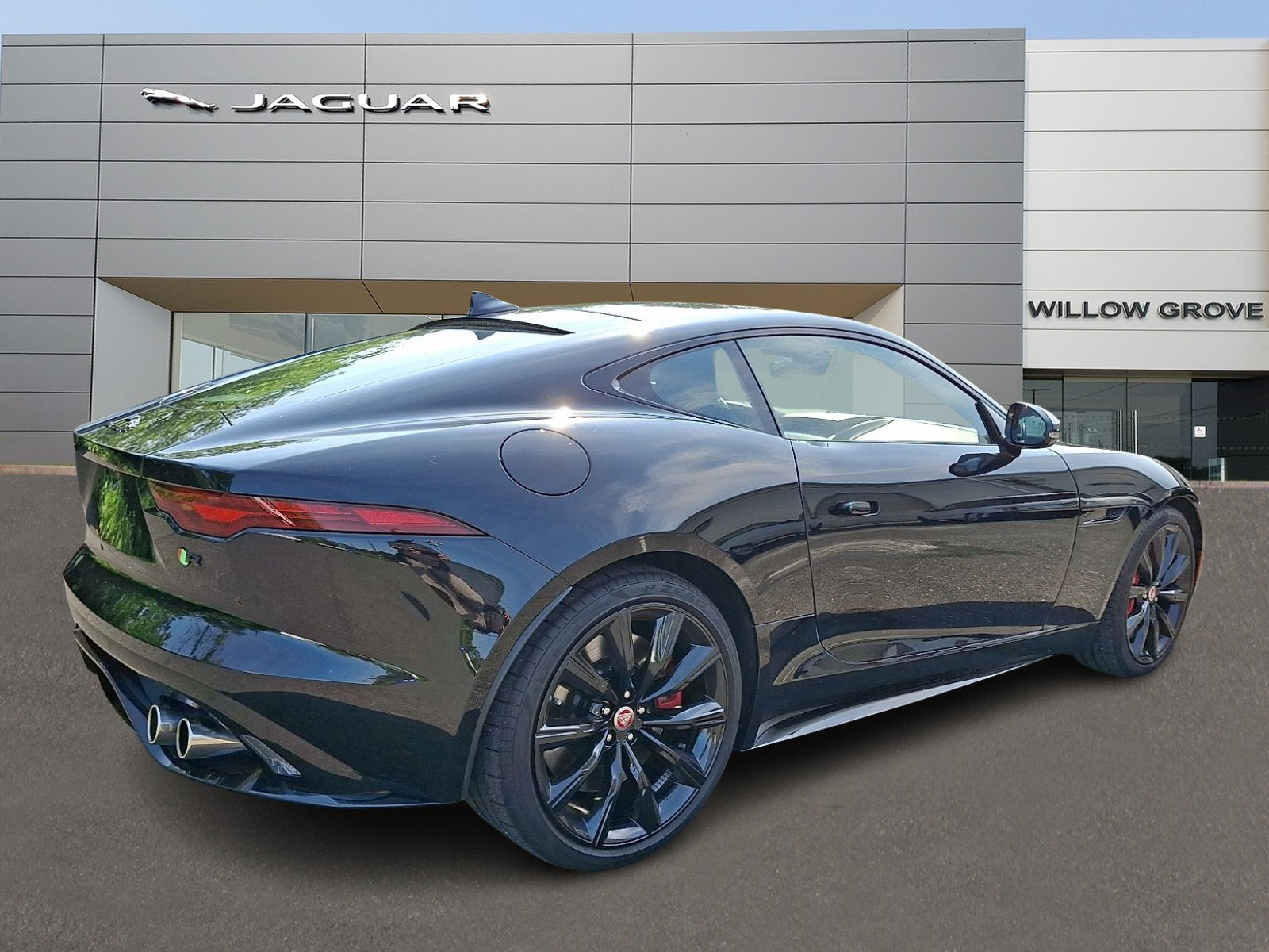 Used 2021 Jaguar F-TYPE R AWD/4WD image 2
