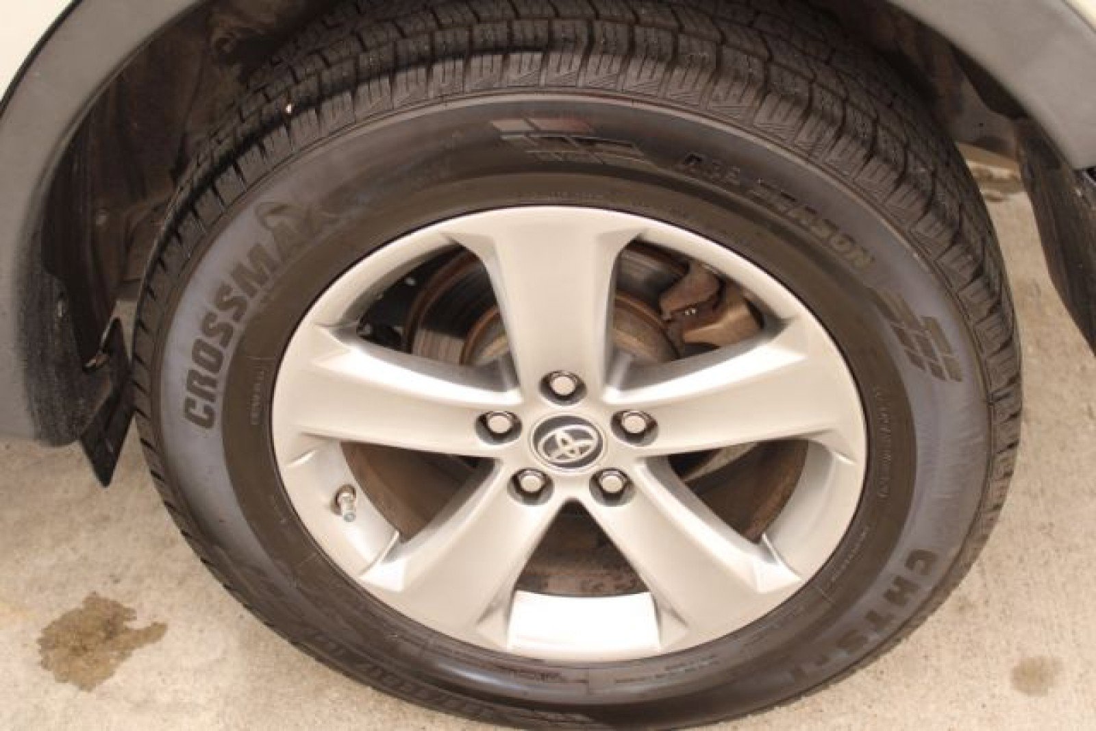 Used 2015 Toyota RAV4 XLE image 23