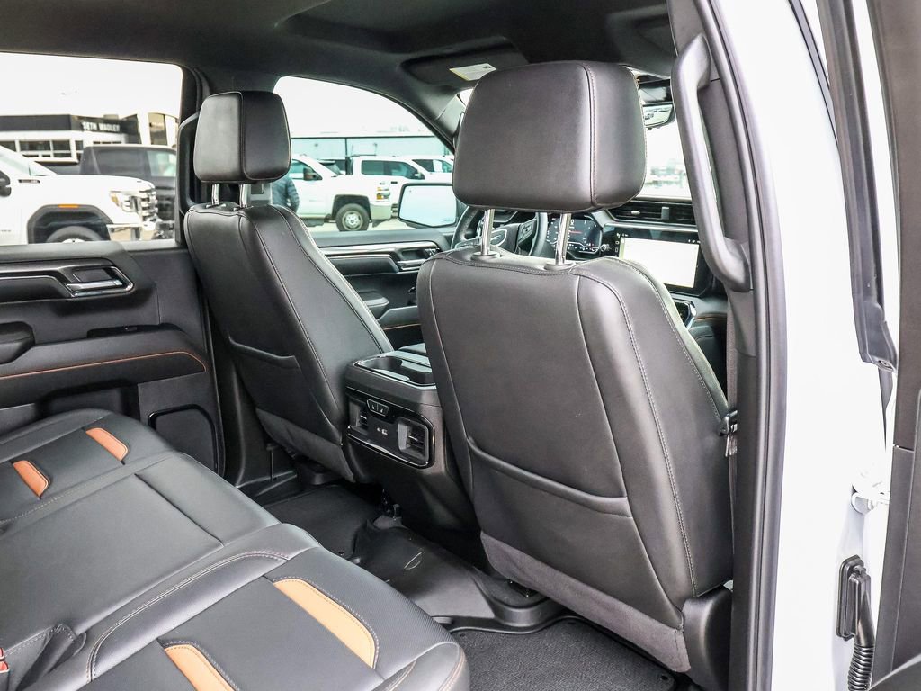 Used 2024 GMC Sierra 1500 AT4 w/ Technology Package image 23