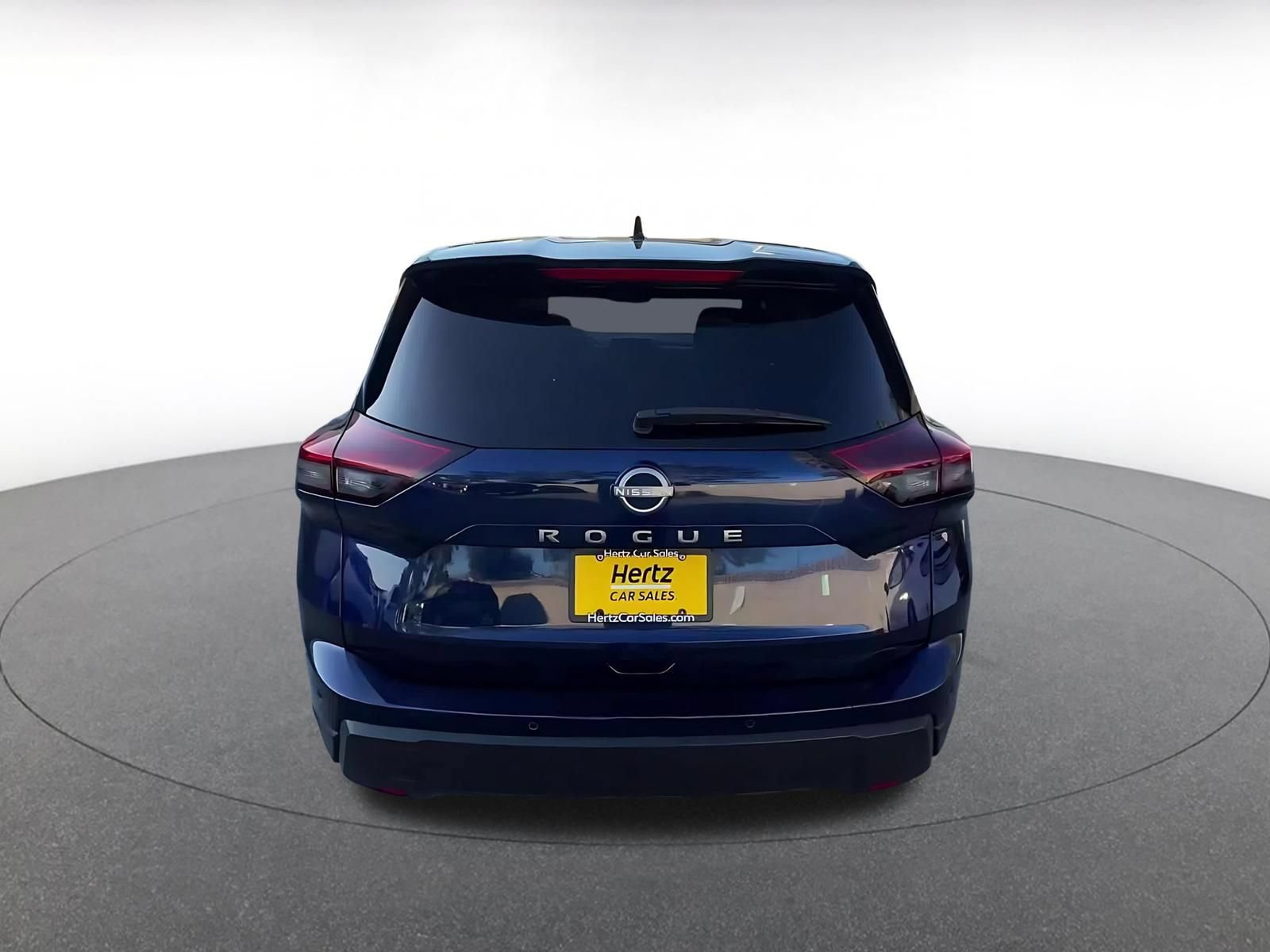 Used 2025 Nissan Rogue SV FWD image 12