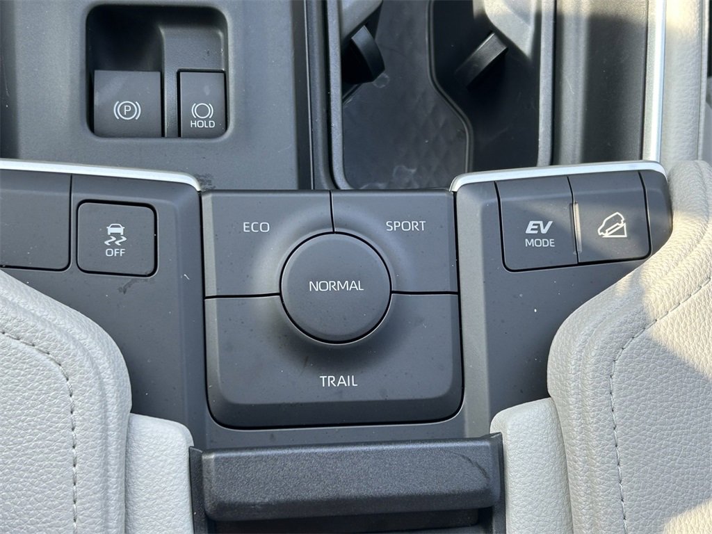 Used 2026 Toyota Grand Highlander Limited image 33