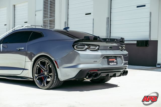 Used 2020 Chevrolet Camaro SS RWD image 50