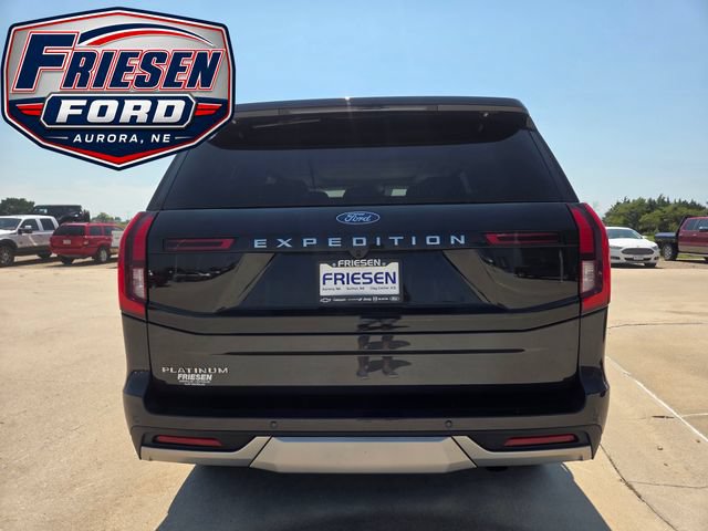 Used 2025 Ford Expedition Platinum w/ Driver's Package AWD/4WD image 6
