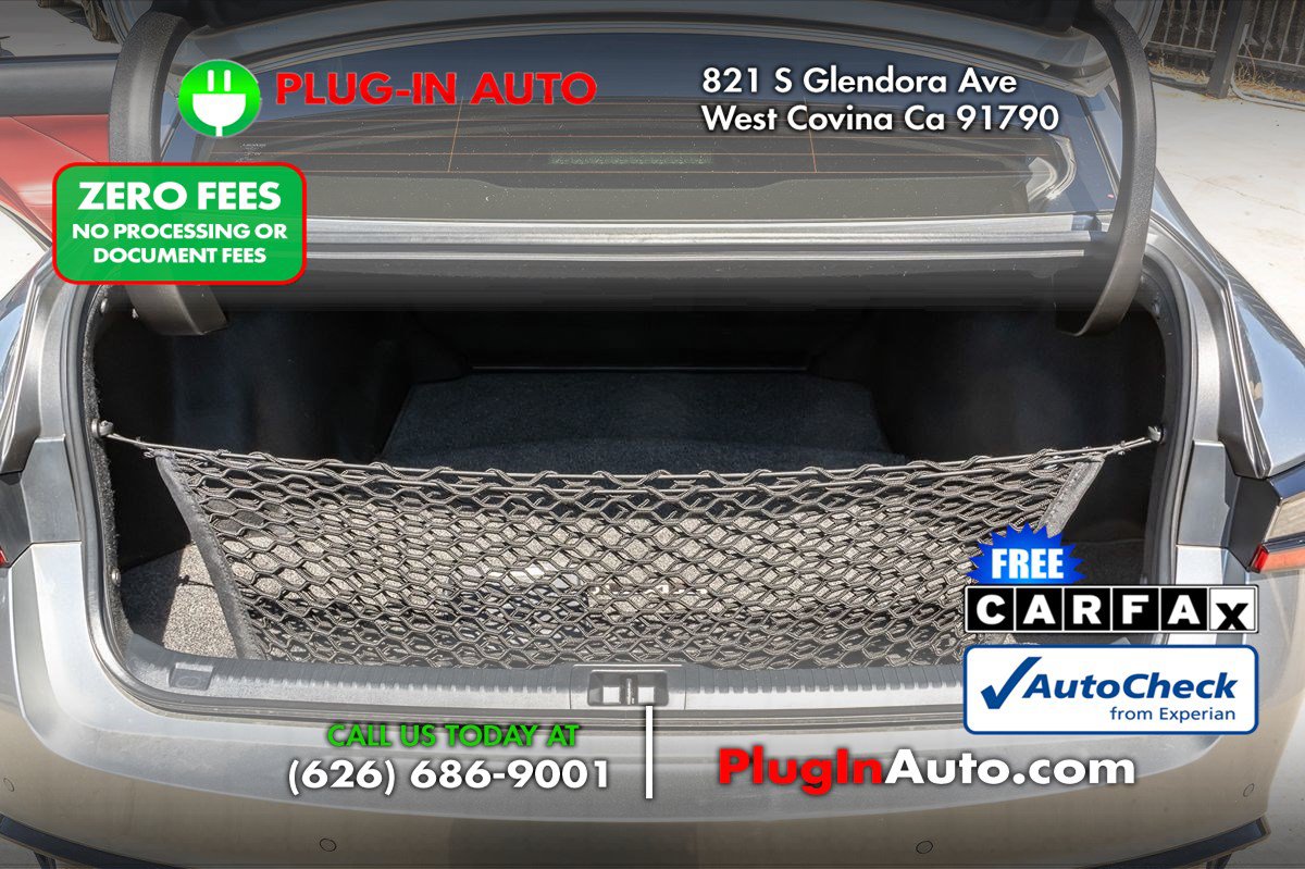 Used 2023 Lexus IS 500 w/ Accessory Package RWD image 18