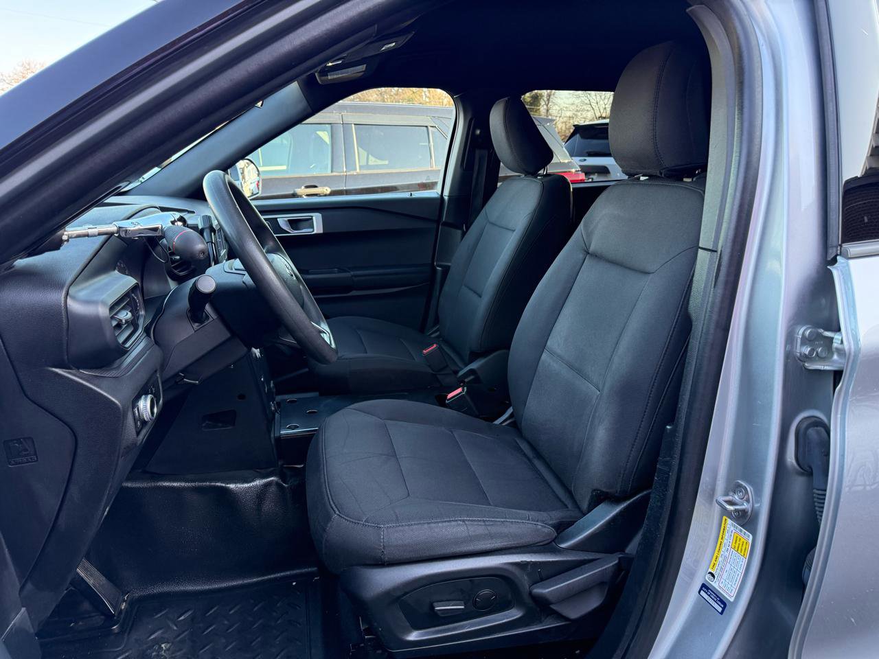 Used 2023 Ford Explorer 4WD Police Interceptor image 3