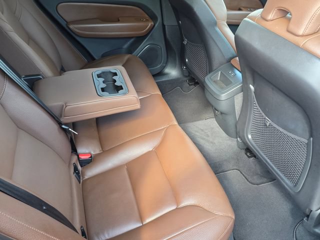 Used 2025 Volvo XC60 B5 Plus AWD/4WD image 46