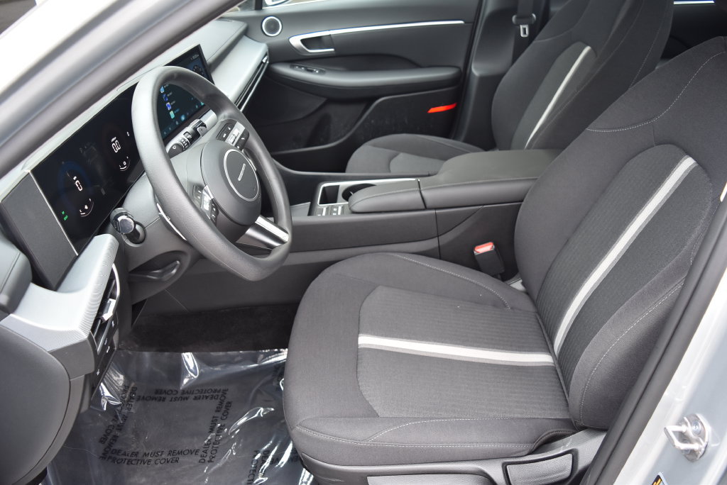 Used 2026 Hyundai Sonata Blue FWD image 8