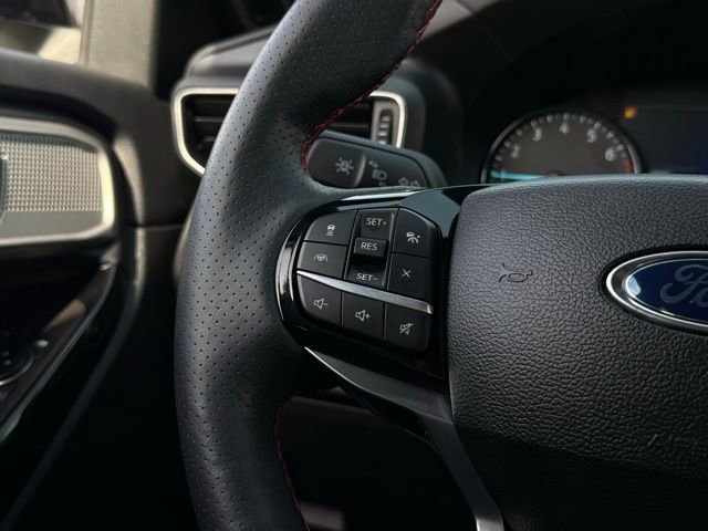 Used 2024 Ford Explorer ST-Line w/ Class IV Trailer Tow Package image 10