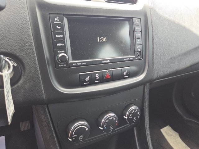 Used 2011 Dodge Avenger Heat FWD image 17
