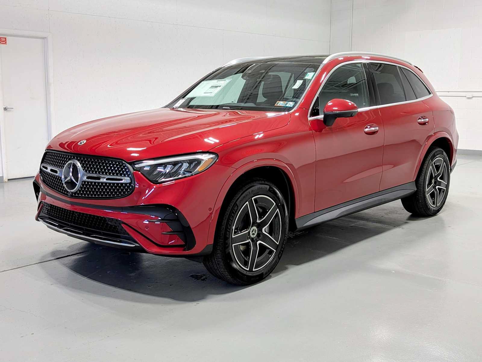 New 2026 Mercedes-Benz GLC 300 4MATIC image 1