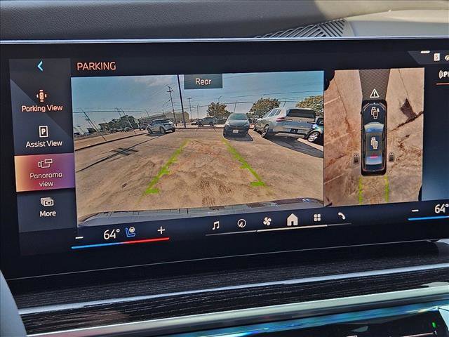 New 2026 BMW i7 xDrive60 image 13