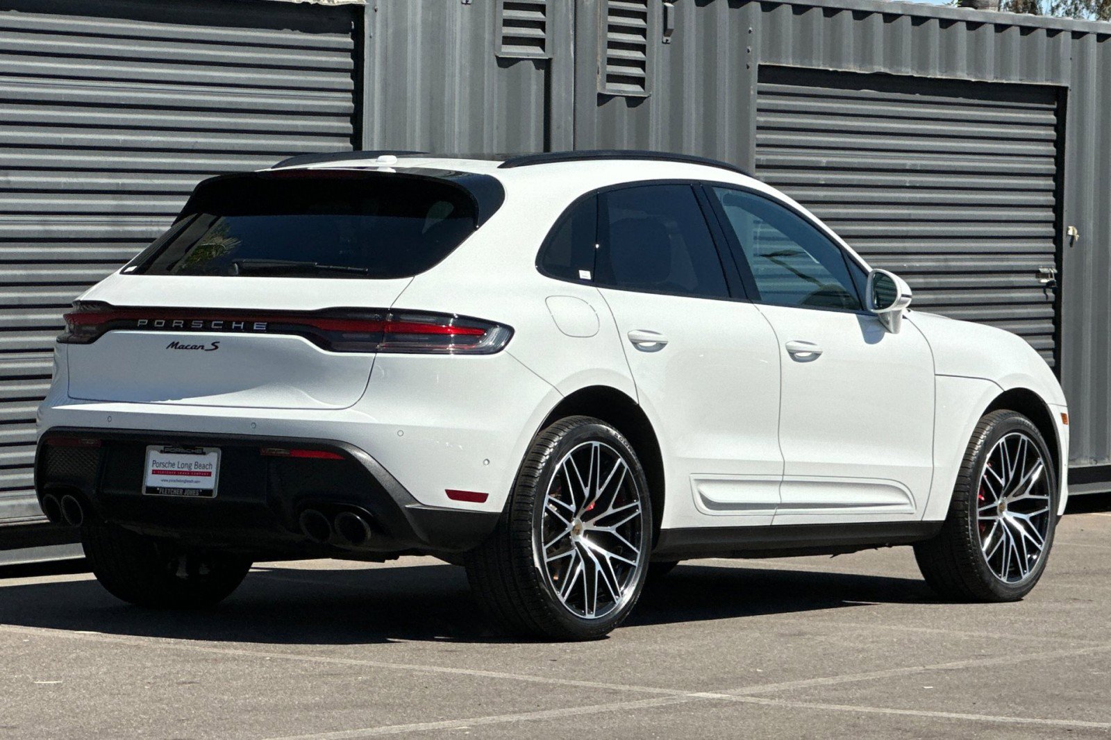 Certified 2023 Porsche Macan S AWD/4WD image 8