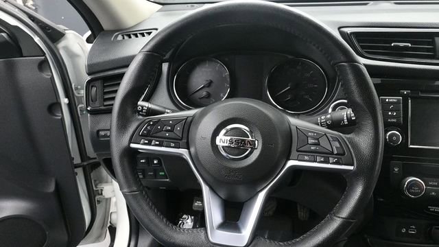 Used 2019 Nissan Rogue SV AWD/4WD image 20