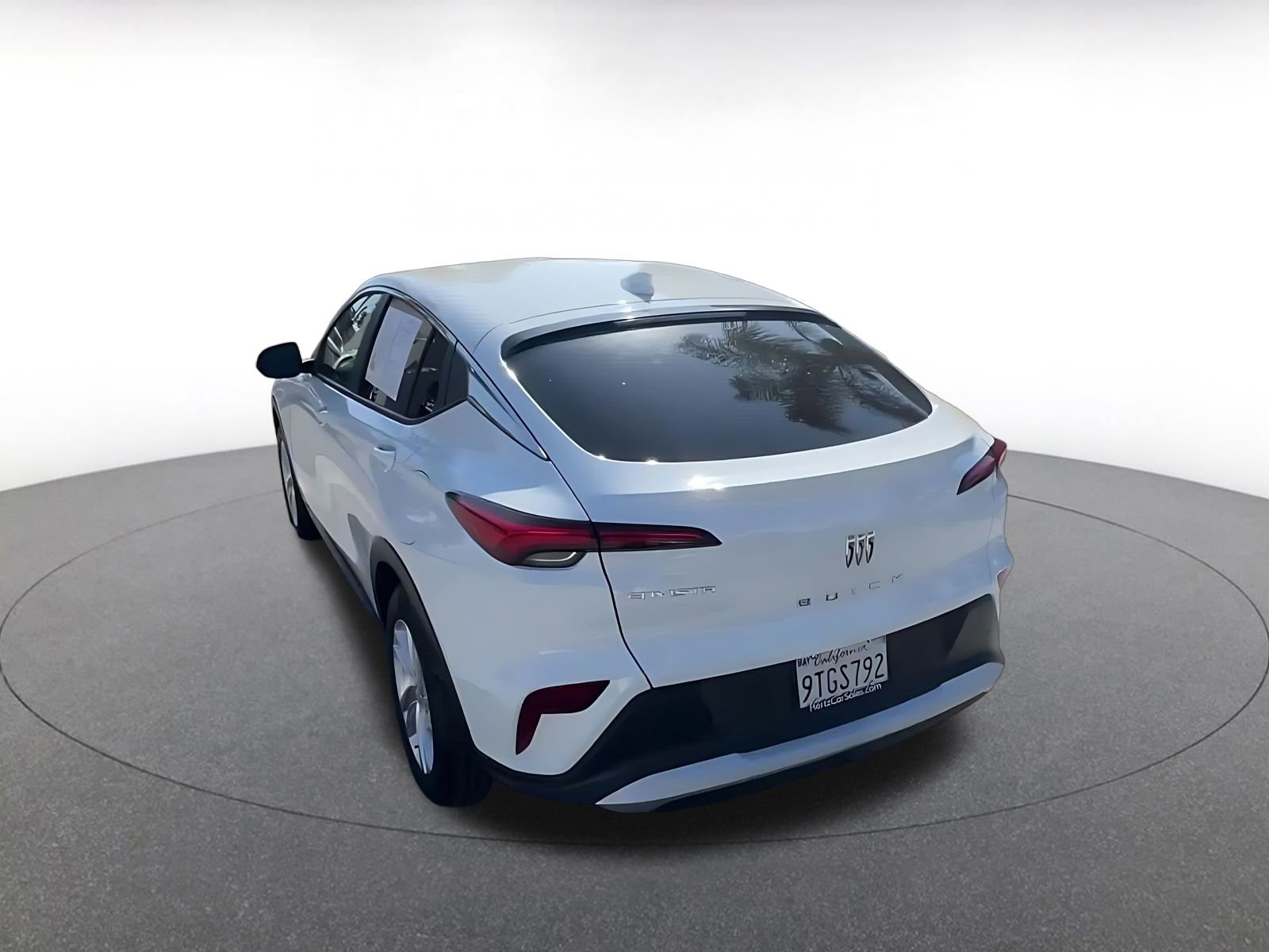 Used 2025 Buick Envista Preferred image 11