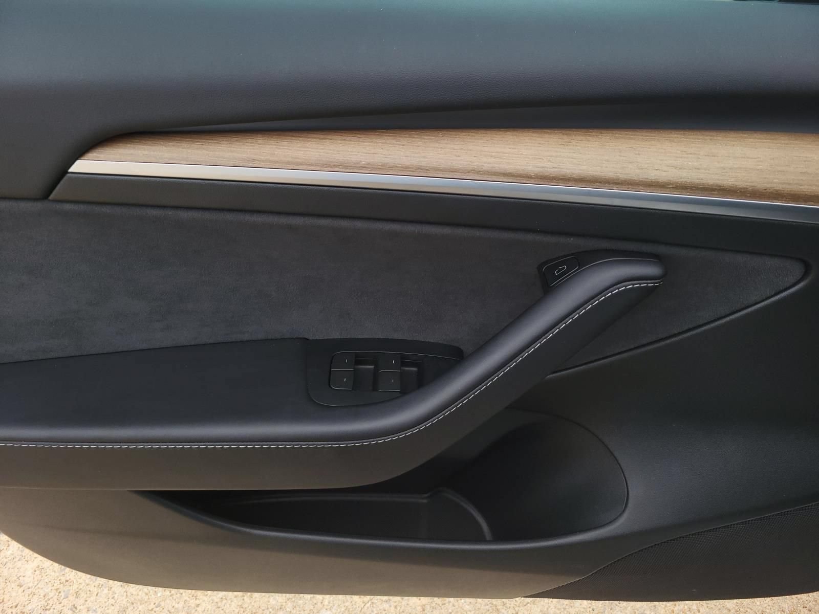 Used 2023 Tesla Model 3 Standard Range RWD image 14