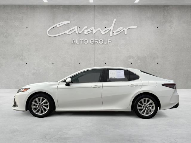 Used 2022 Toyota Camry LE image 13