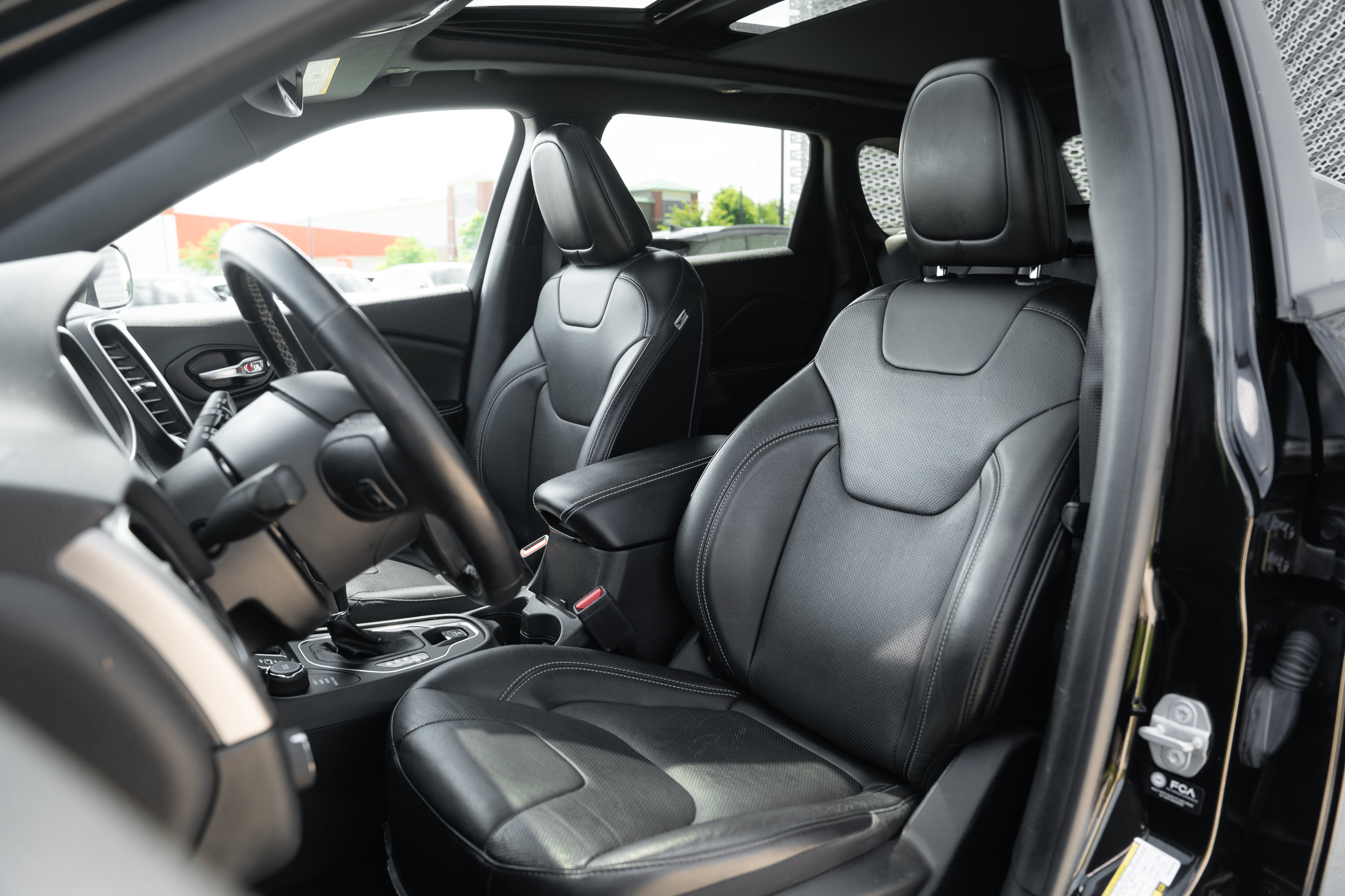 Used 2021 Jeep Cherokee Latitude Lux 80th Anniv w/ Quick Order Package 26U 80TH AWD/4WD image 17