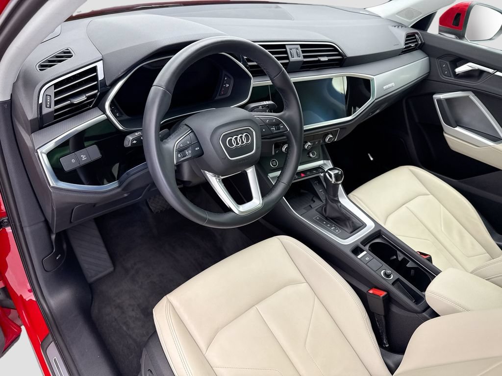 Certified 2021 Audi Q3 2.0T Premium Plus w/ Premium Plus Package AWD/4WD image 9