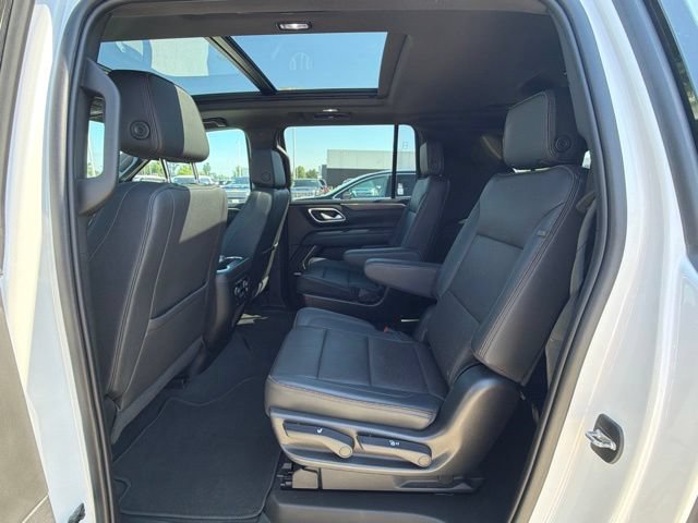 Used 2022 Chevrolet Suburban High Country AWD/4WD image 25