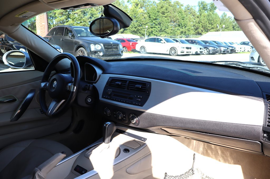 Used 2006 BMW Z4 3.0si RWD image 15