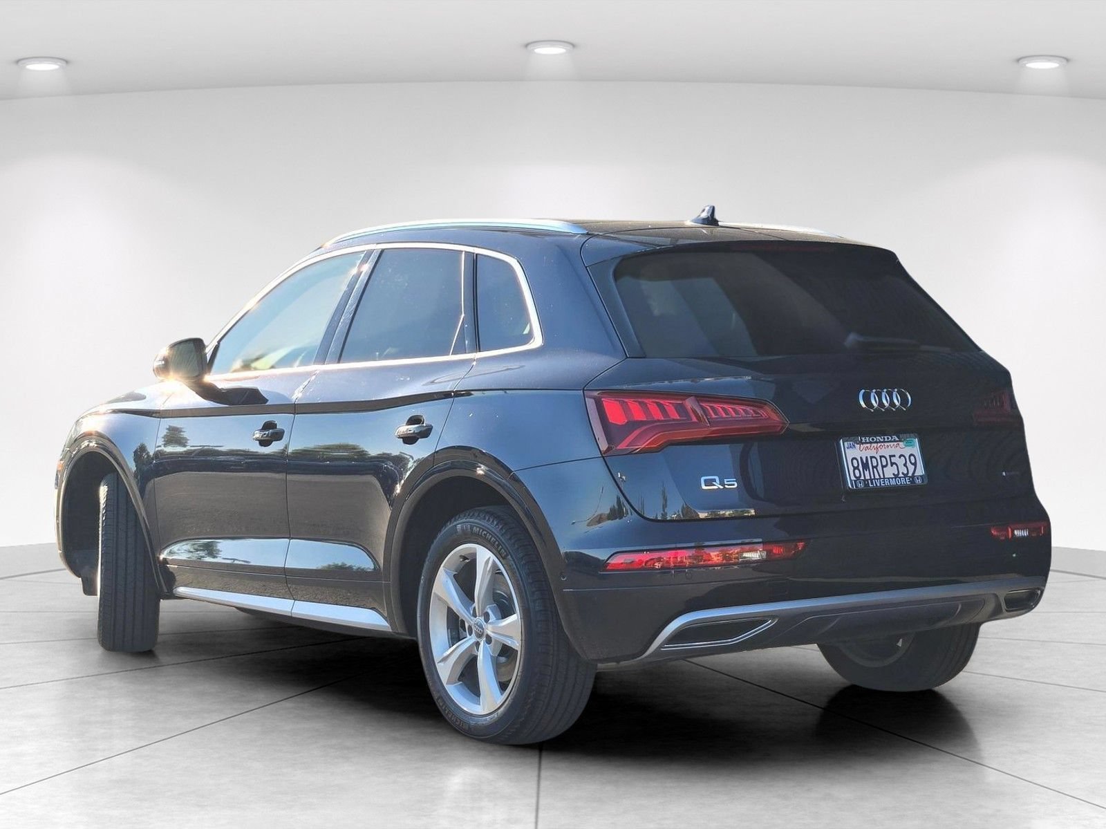 Used 2020 Audi Q5 Prestige AWD/4WD image 5
