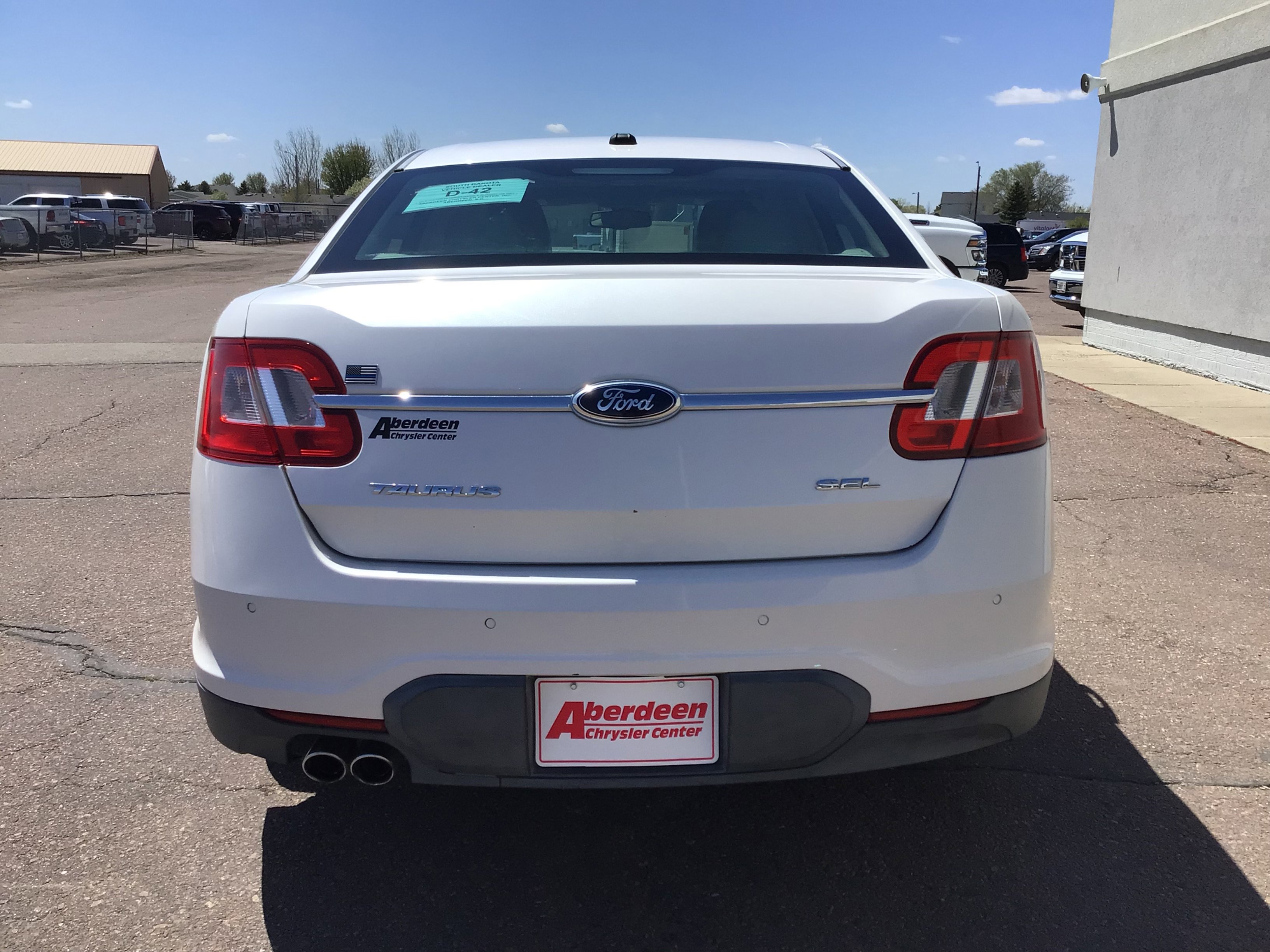 Used 2012 Ford Taurus SEL FWD image 6