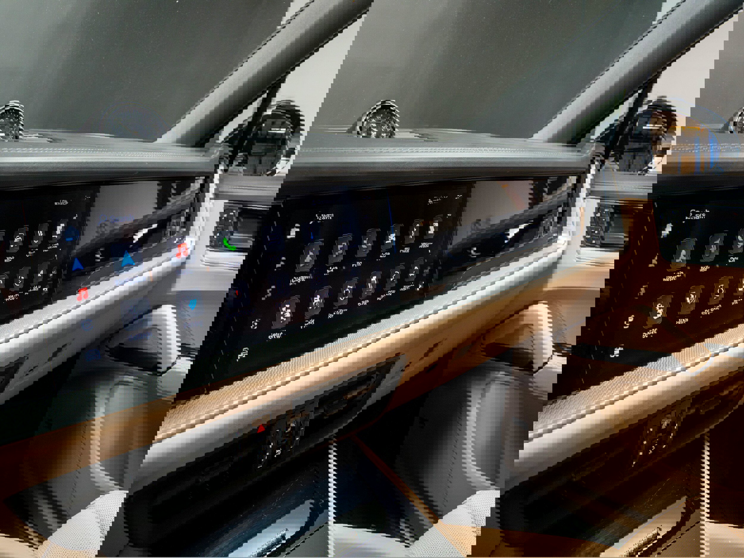 Certified 2024 Porsche Cayenne Coupe image 23