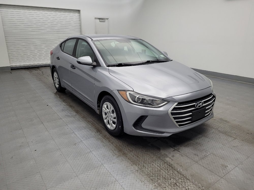 Used 2017 Hyundai Elantra SE image 13