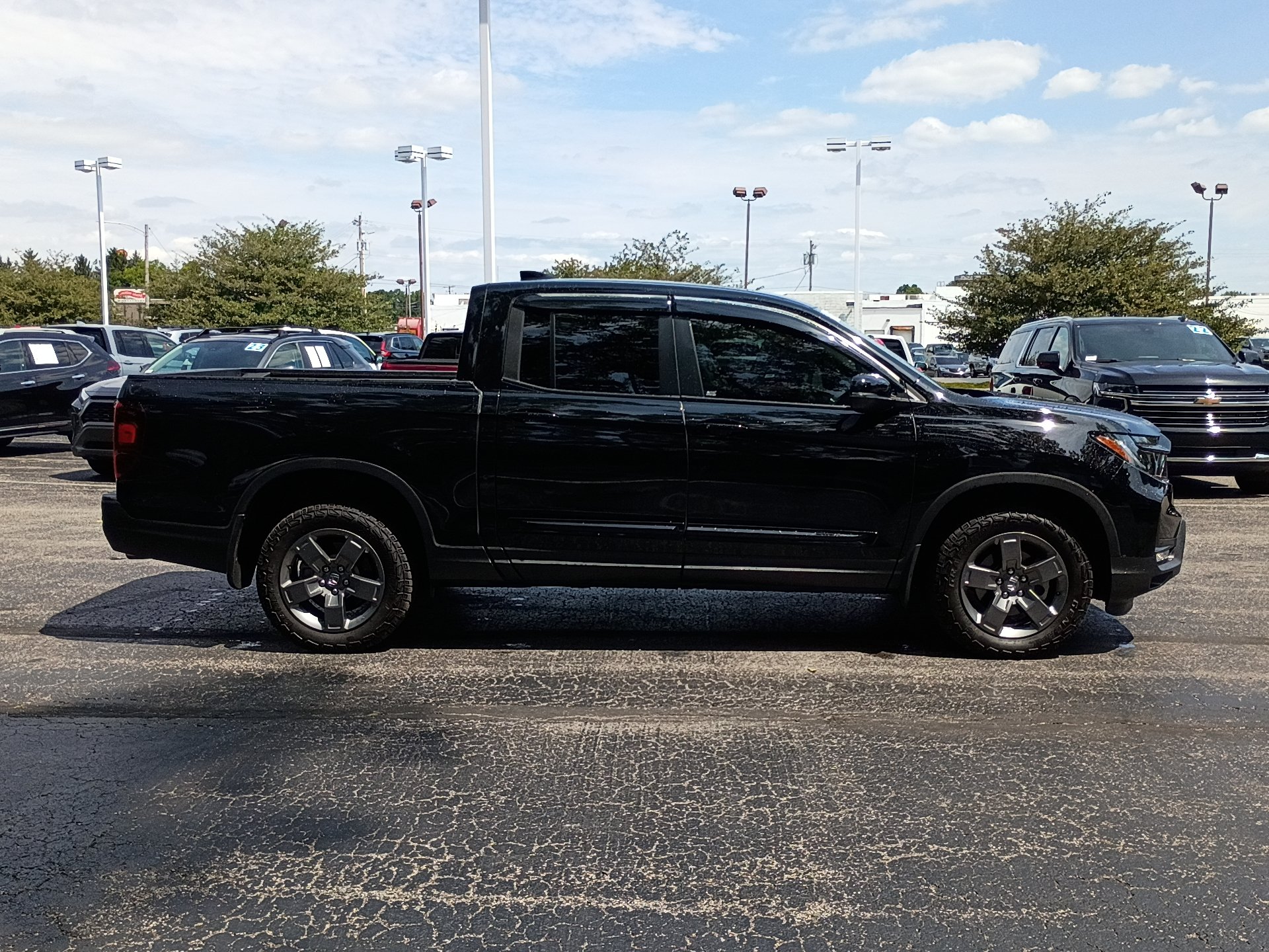 Used 2024 Honda Ridgeline TrailSport image 2