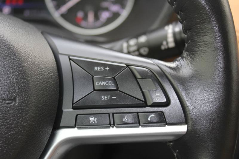 Used 2022 Nissan Sentra SV w/ SV Premium Package FWD image 26