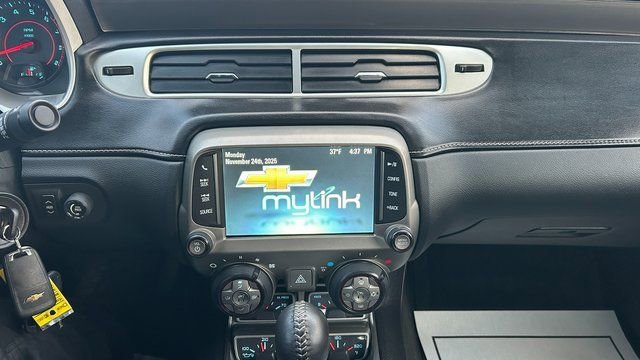 Used 2015 Chevrolet Camaro SS w/ RS Package image 28