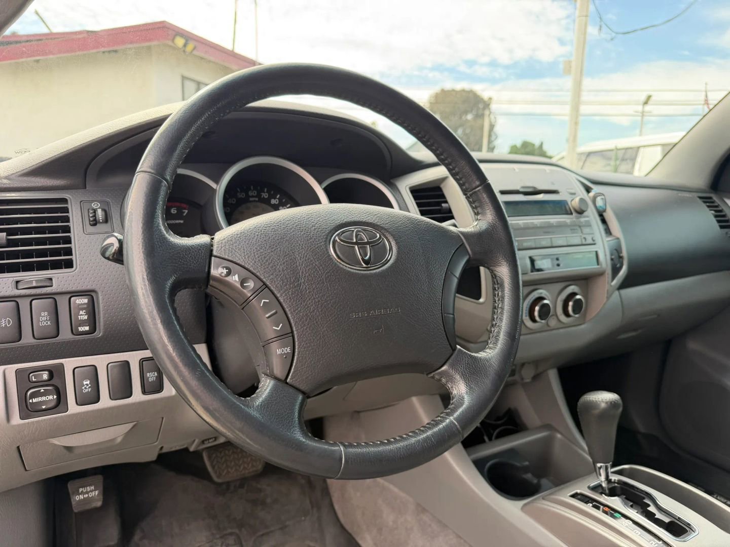 Used 2010 Toyota Tacoma PreRunner RWD image 11