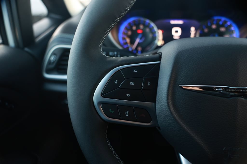 New 2026 Chrysler Pacifica Select image 17