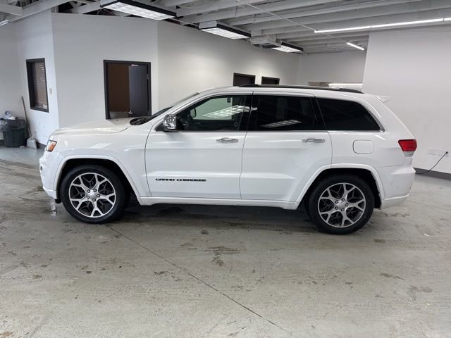 Used 2019 Jeep Grand Cherokee Overland w/ Jeep Active Safety Group image 6