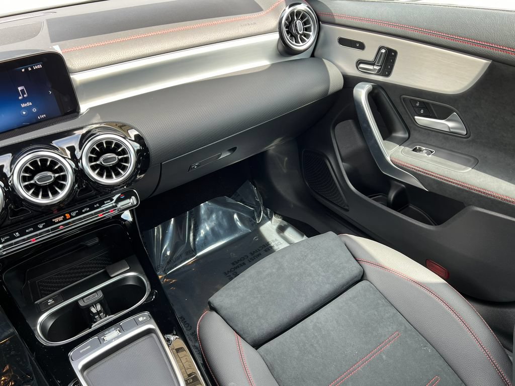 New 2026 Mercedes-Benz CLA 250 4MATIC image 34