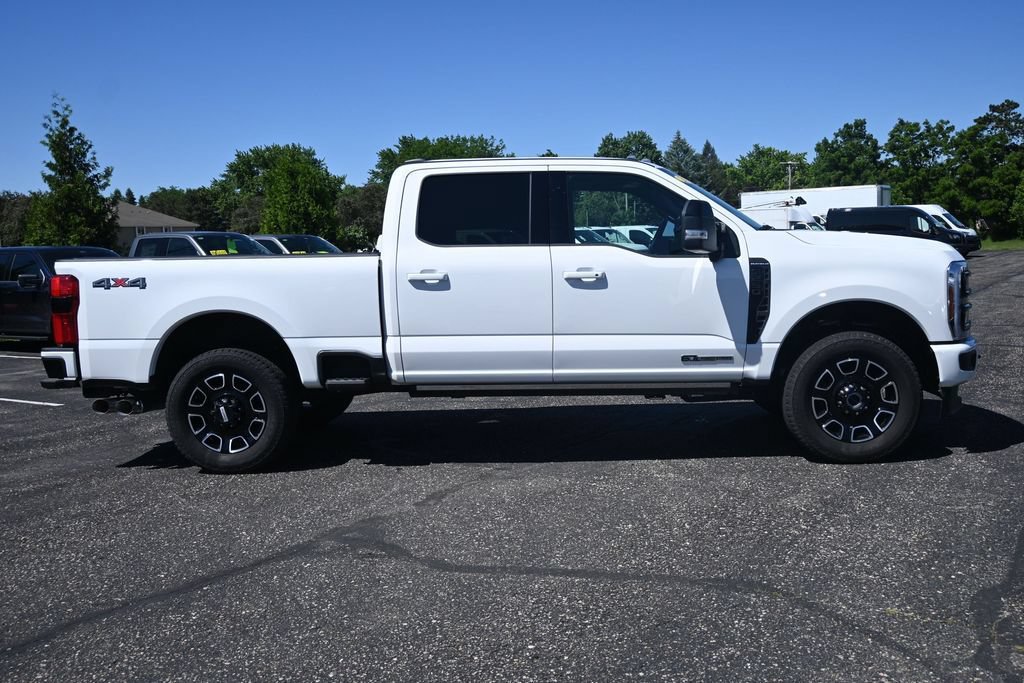 Used 2026 Ford F250 Platinum AWD/4WD image 4