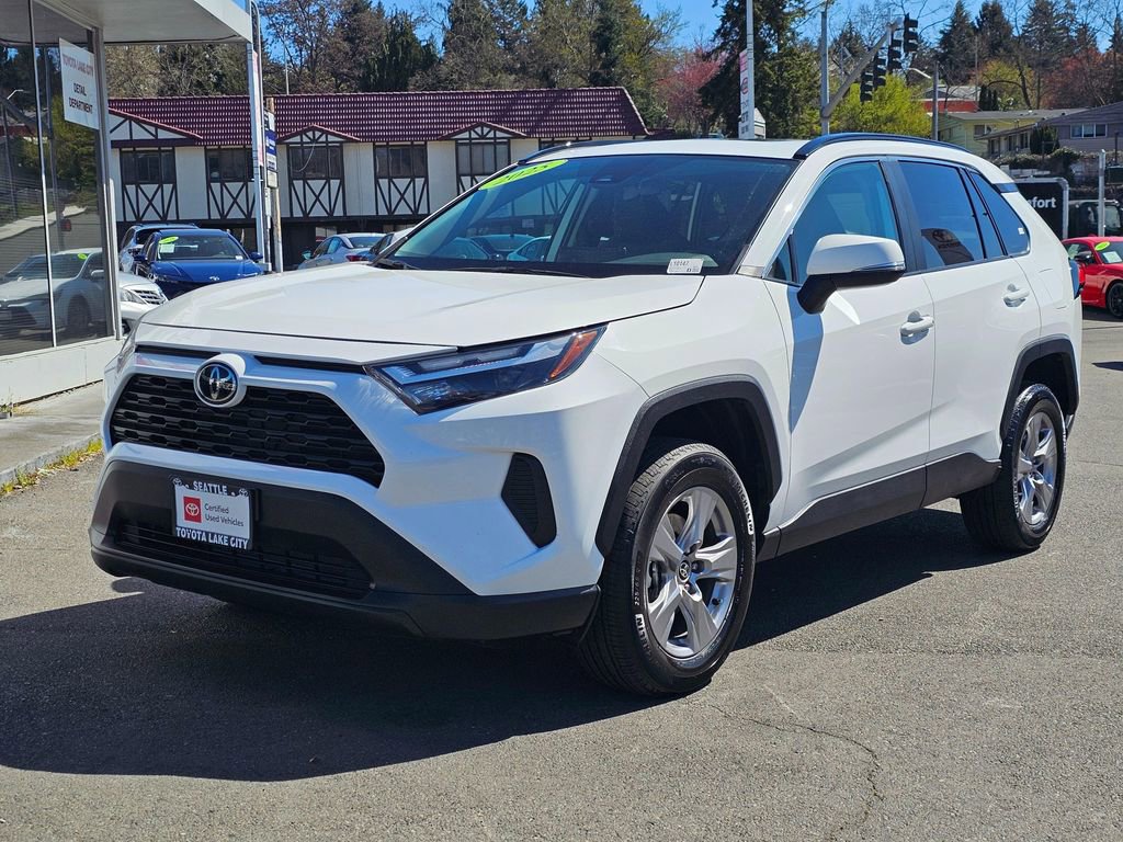 Certified 2025 Toyota RAV4 XLE w/ Convenience Package AWD/4WD image 3