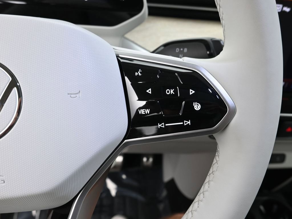 New 2025 Volkswagen ID. Buzz Pro S Plus image 18