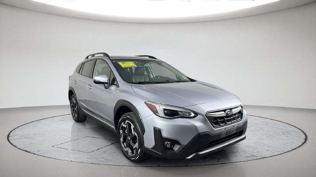 Used 2022 Subaru Crosstrek 2.5i Limited w/ Moonroof Package 2 AWD/4WD image 3