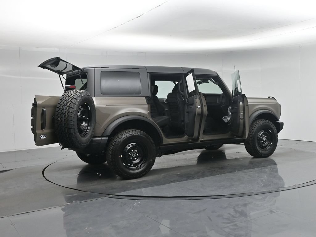 New 2026 Ford Bronco Big Bend w/ Black Diamond Package AWD/4WD image 5