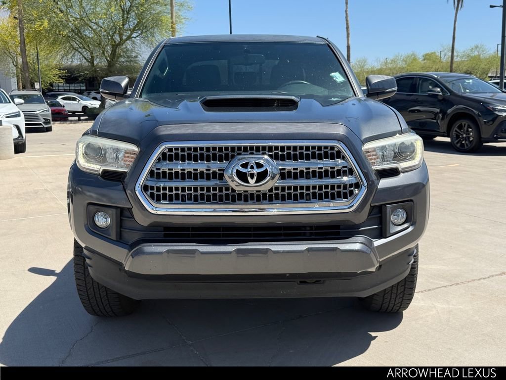 Used 2016 Toyota Tacoma TRD Sport RWD image 5