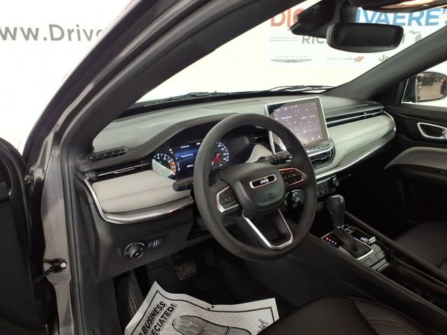 Used 2024 Jeep Compass Limited image 13