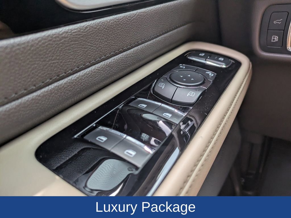 Used 2022 Lincoln Aviator Grand Touring w/ Equipment Group 301A image 30