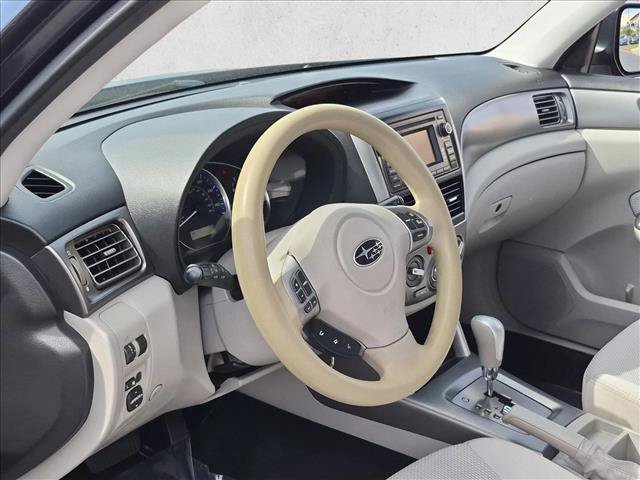 Used 2013 Subaru Forester 2.5X Premium w/ Popular Pkg 2 AWD/4WD image 10