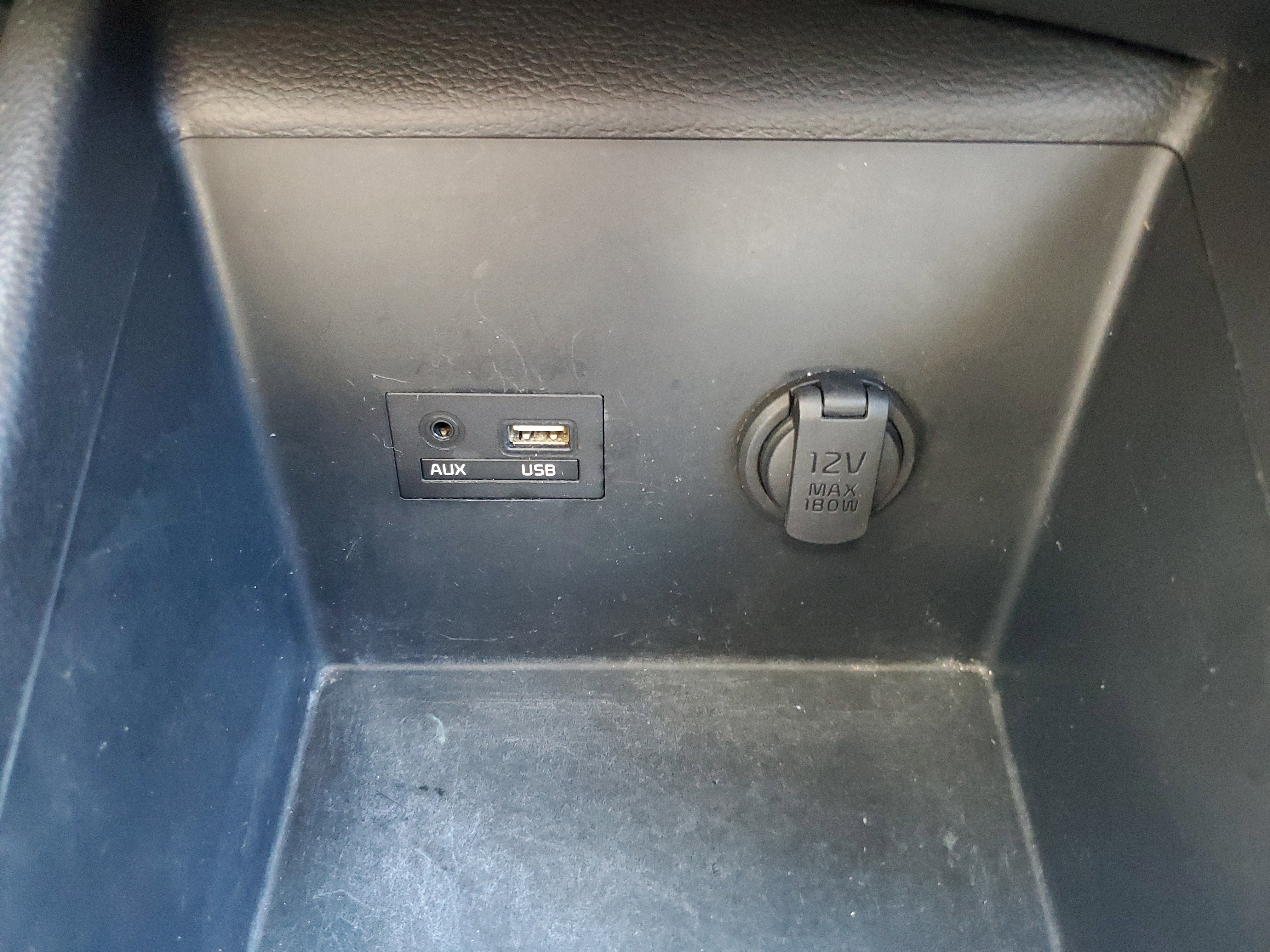 Used 2017 Kia Forte LX image 32