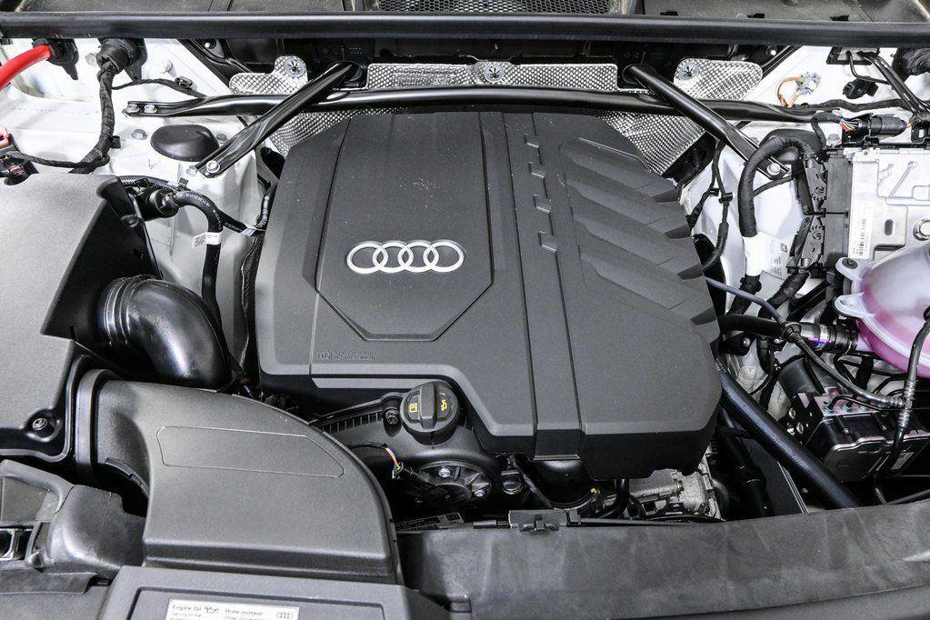 New 2025 Audi Q5 2.0T Premium Plus AWD/4WD image 38