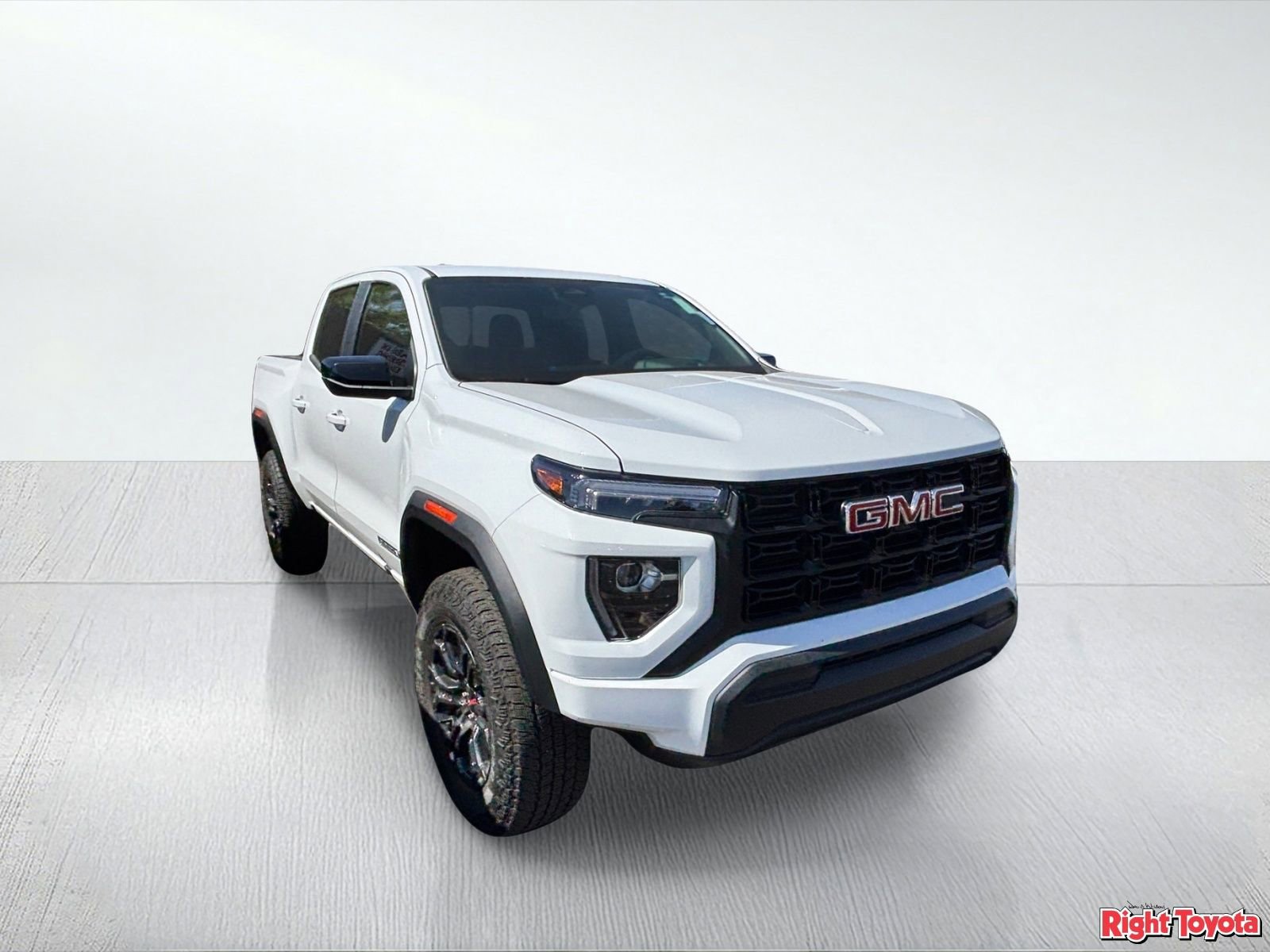 Used 2025 GMC Canyon Elevation RWD image 5