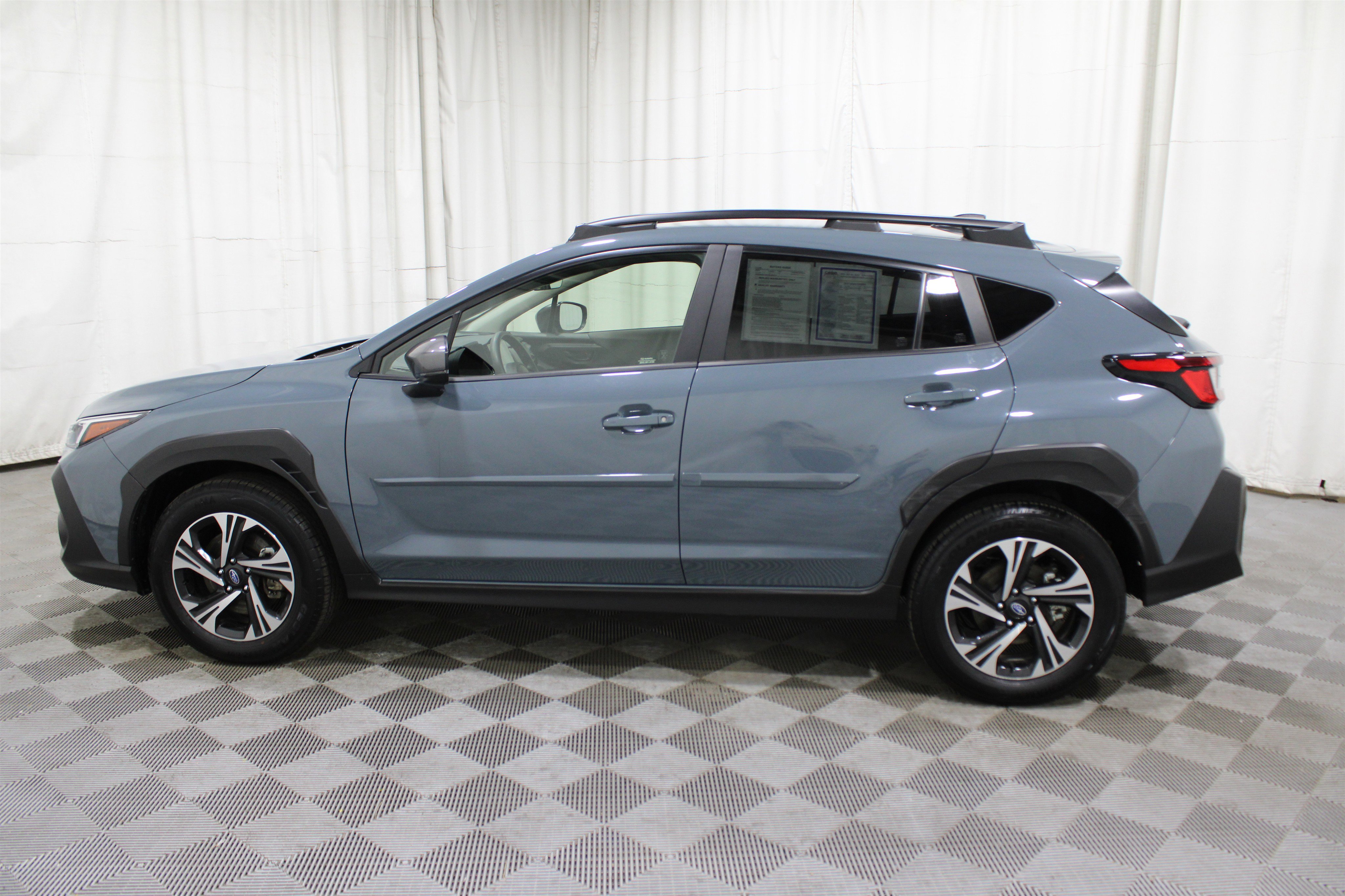 Used 2025 Subaru Crosstrek 2.0i Premium image 33